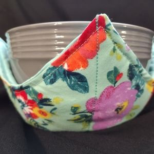 COPY - Pioneer Woman Handmade Microwave Bowl Cozy